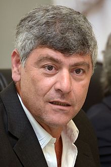 Ricardo Buryaile (cropped) 02.jpg