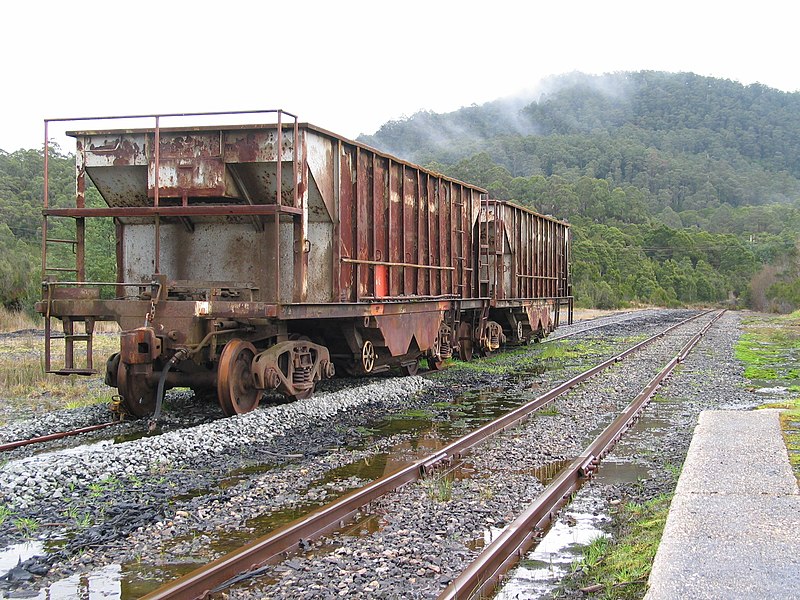 File:Rosebery Station Melba Line.JPG