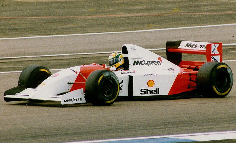 Archivo:Senna's McLaren MP4-8.jpg