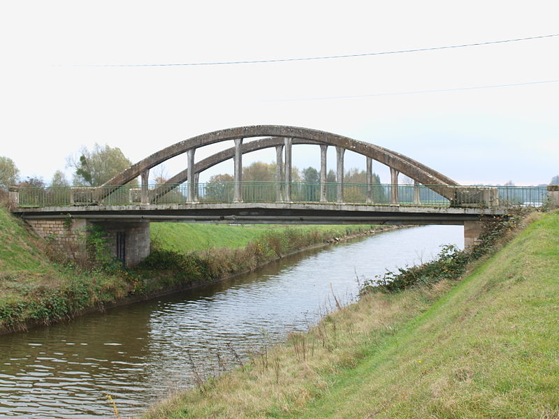 Файл:Ambly-sur-Bar-FR-08-pont du canal-02.jpg