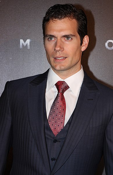 Archivo:Henry Cavill 2013.jpg