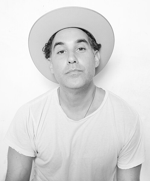 File:Joshua Radin Wiki 2.jpg