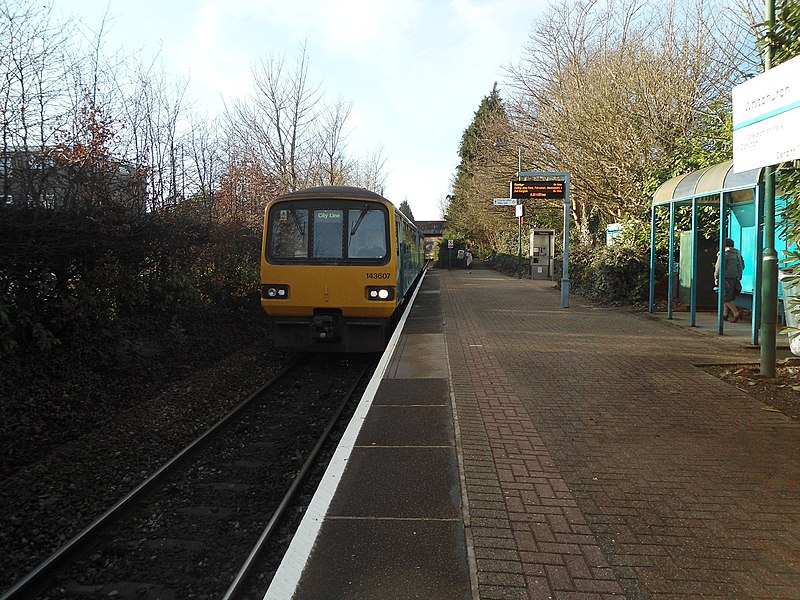 File:Whitchurch station down line.jpg