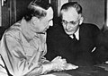 Curtin with Douglas MacArthur preparing for war in 1942