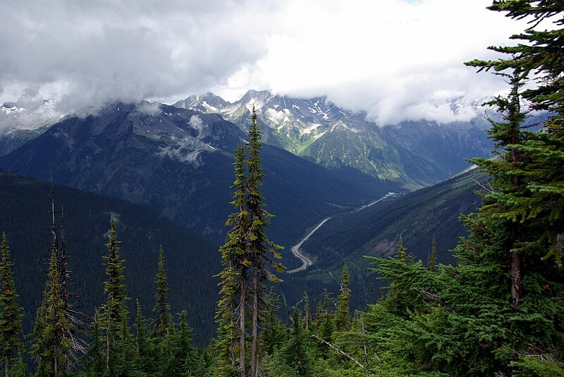 Файл:Glacier np canada.JPG