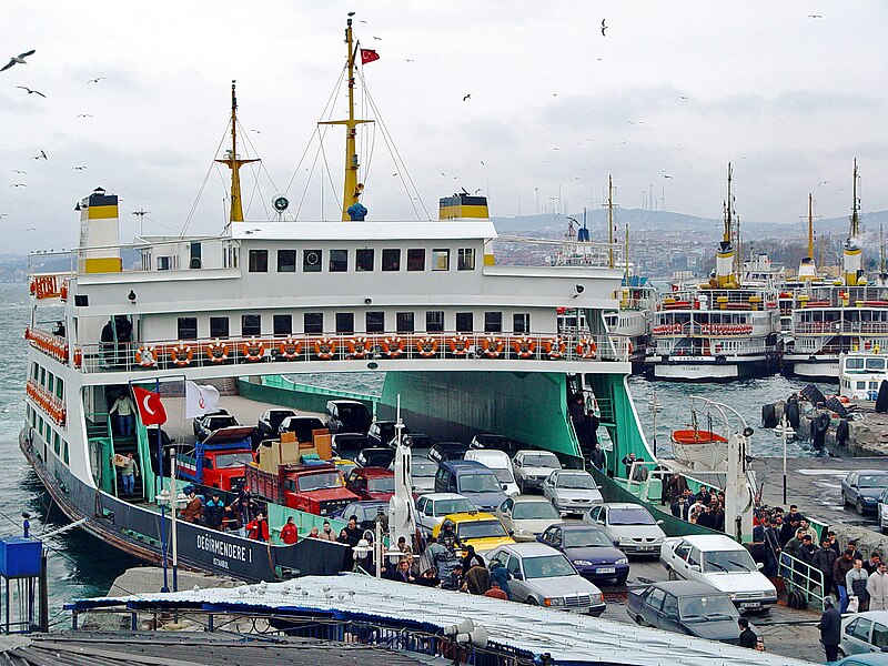 File:IstanbulFerry.jpg