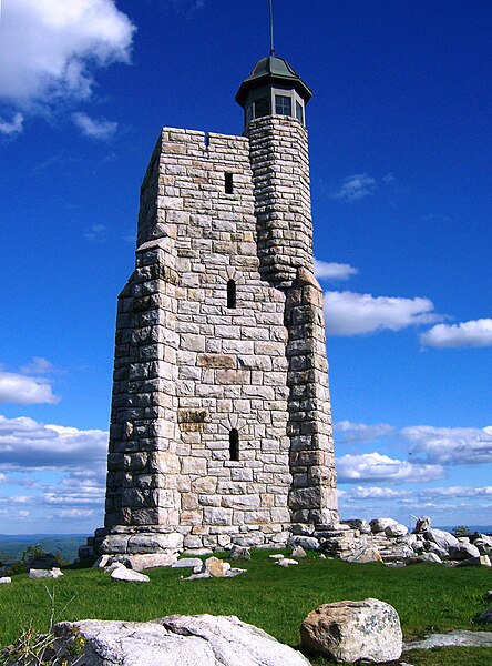 File:Skytop Tower at Mohonk.jpg