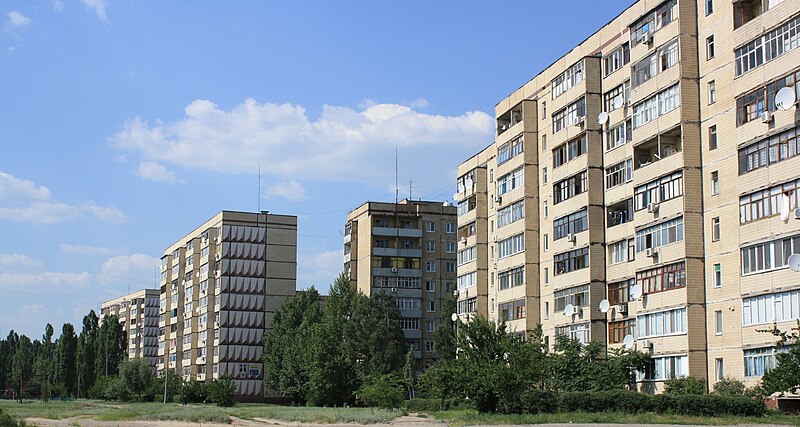 File:Buildings Kamianske.jpg