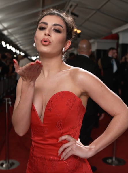 File:Charli XCX Grammys 2017.png