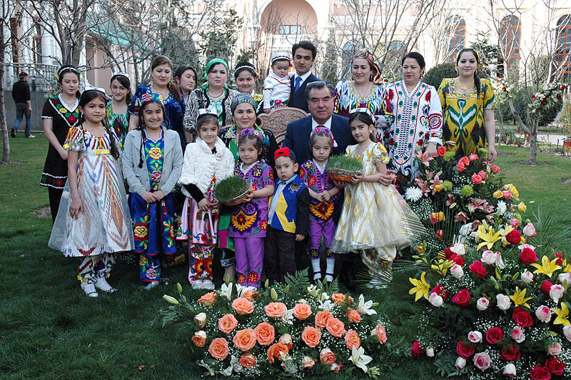 File:Emomali Rahmon with family.jpg