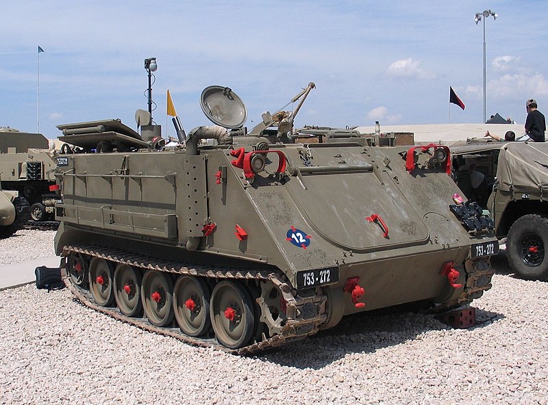 Archivo:M113-mortar-carrier-id2008-1.jpg