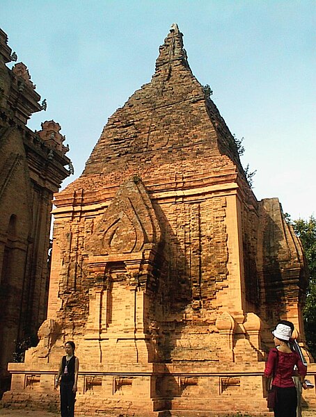 Archivo:Nha Trang-Temple Cham.JPG