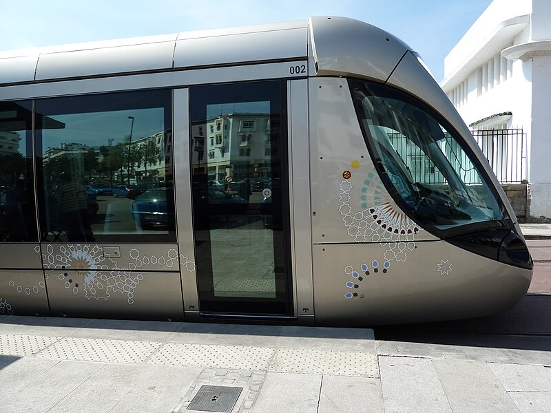 File:Tramway de Rabat-Salé.jpg