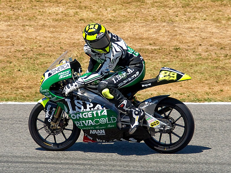 File:Andrea Iannone 2009 Catalonia.jpg