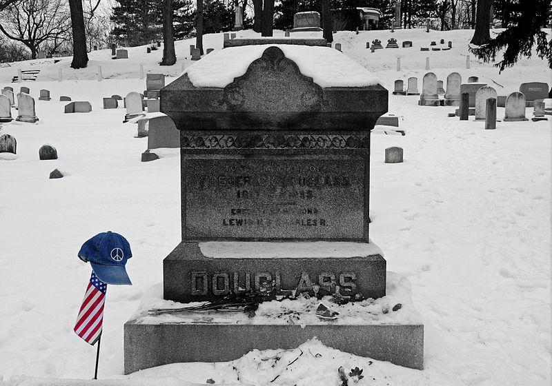 File:Frederick Douglass gravestone.jpg