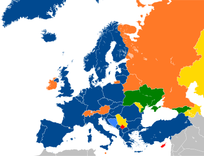 A map of Europe with countries in six different colors based on their affiliation with NATO.