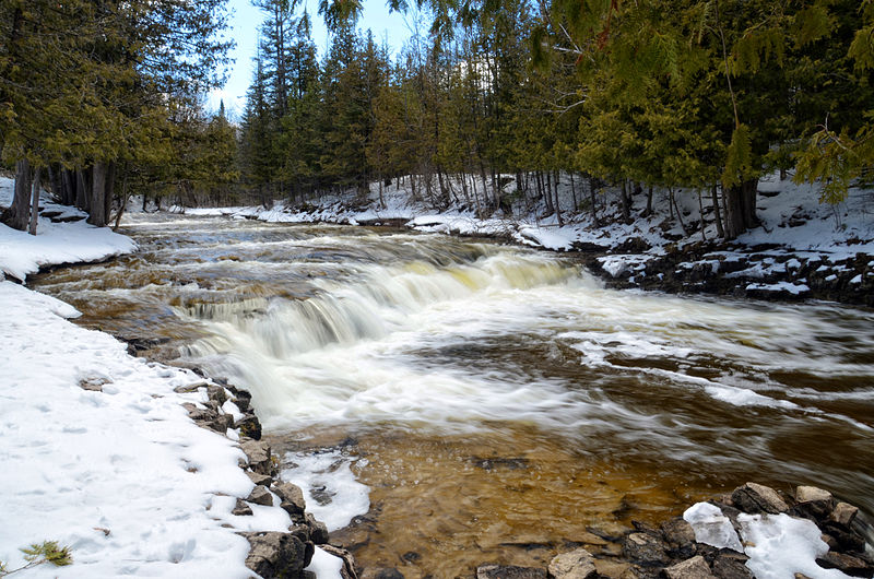 File:Ocqueoc Falls (8897493304).jpg