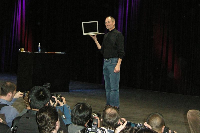 File:Steve jobs Macbook Air.jpg