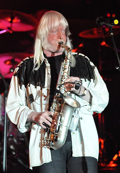 File:Edgar Winter 2009 (cropped).jpg