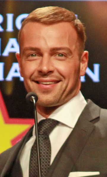 File:Joey Lawrence 2012.jpg