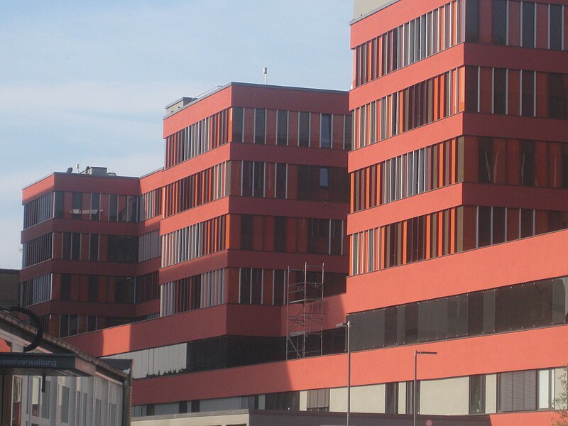 File:Klinikum-offenbach-2010.JPG