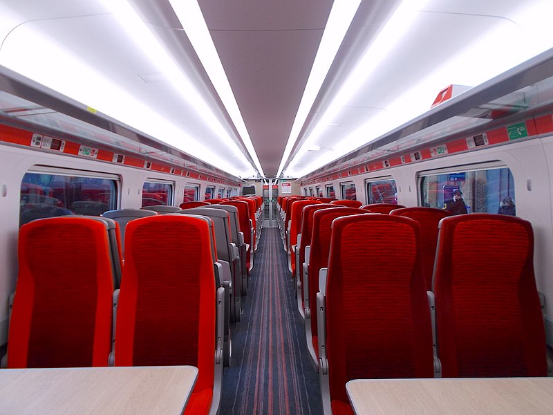 File:800110 Standard Class Internal.jpg