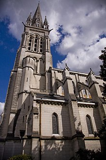 Eglise Saint-Martin de Pau.jpg