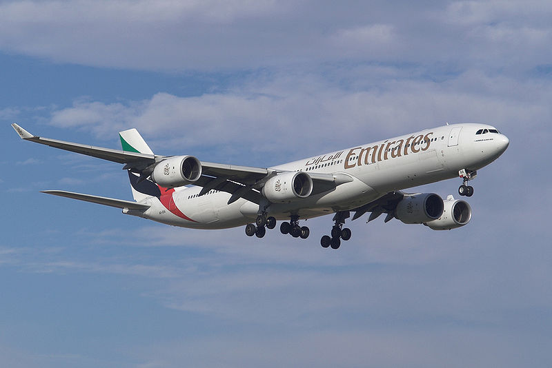 Archivo:Emirates A345 A6-ERA.jpg