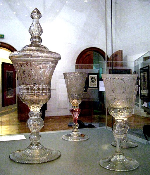 Archivo:Goblets (Russia).jpg