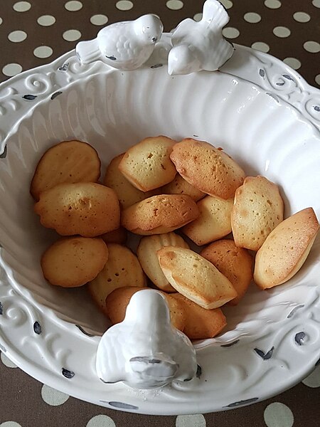 File:Homemade French madeleines.jpg