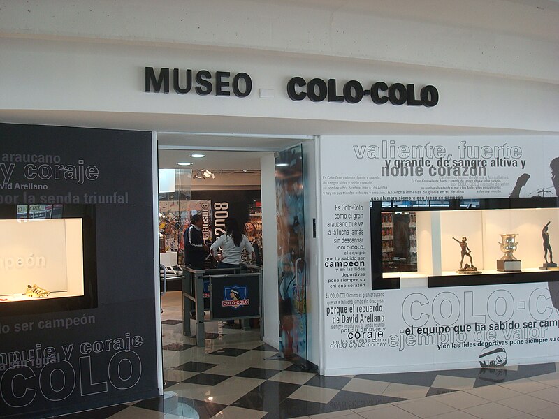 Archivo:Museo Colo-Colo.jpg