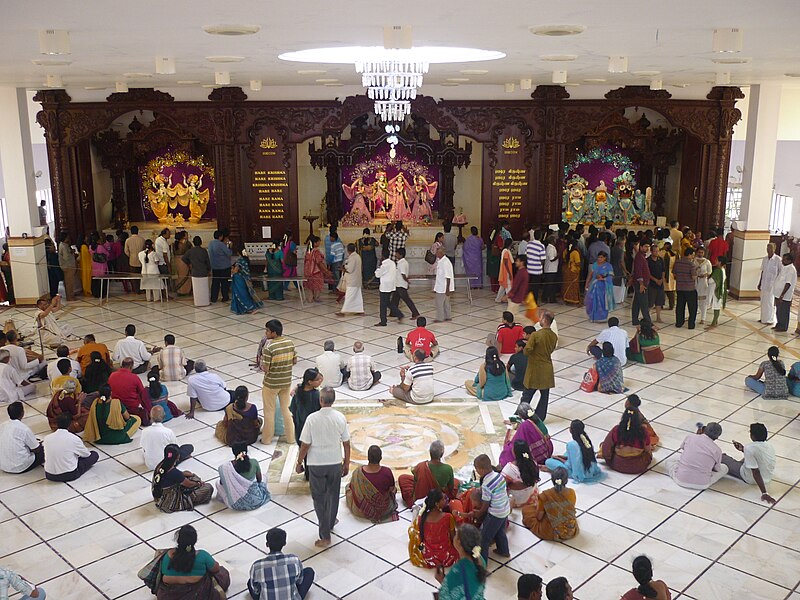 File:ISKCON Chennai PrayerHall.JPG