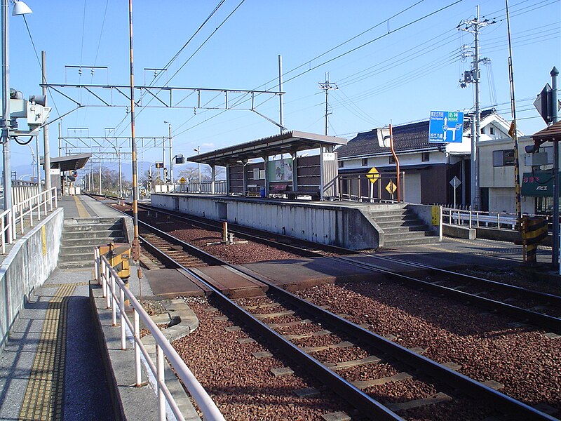 File:Ichinobe Station shiga 2.jpeg