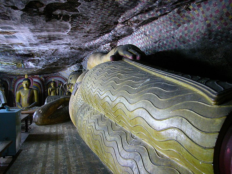 File:Golden Temple of Dambulla-111107.jpg