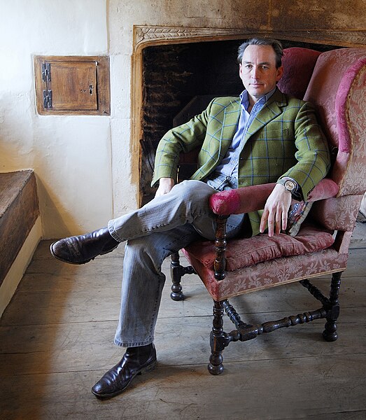 File:Philip Mould.jpg