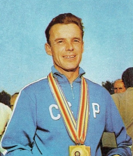 Файл:Yury Tsuranov 1972.jpg