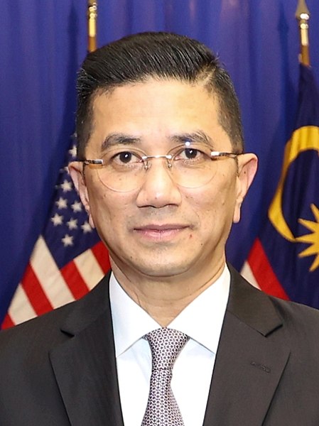 File:Azmin Ali 2022.jpg