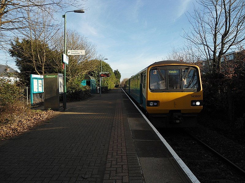 File:Whitchurch station towards Cardiff.jpg