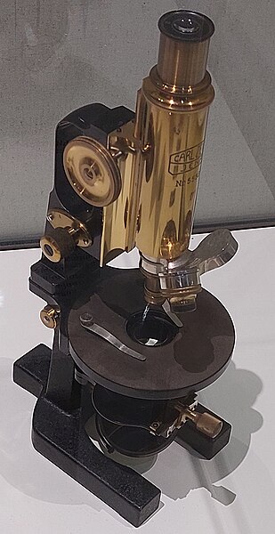 Файл:Zeiss's microscope.jpg