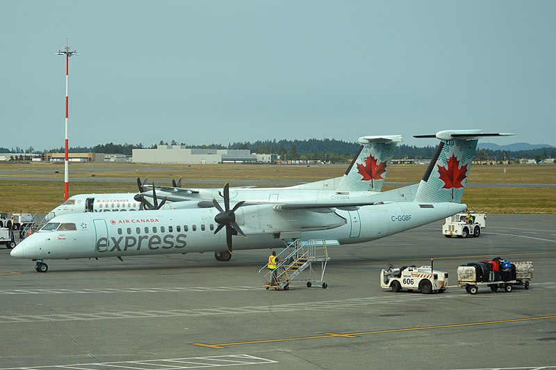 File:AirCanadaExpressQ400'sYYJAugust2018.jpg