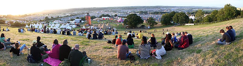 File:Glastonbury-2009.jpg