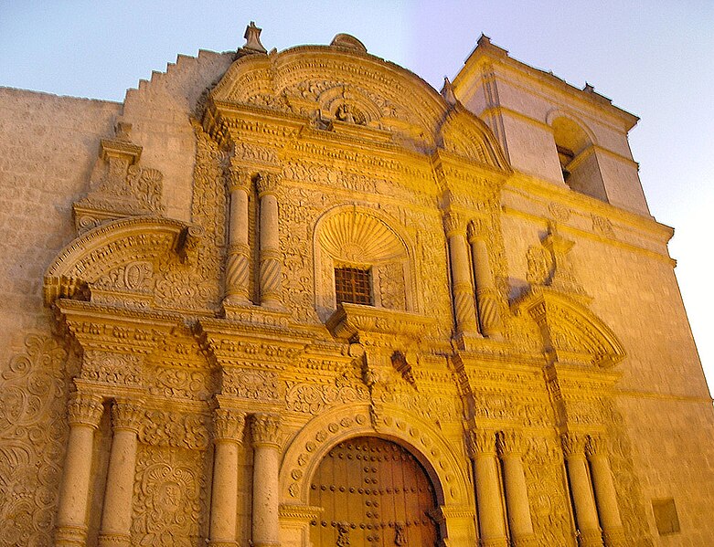 File:Iglesiacompañia.jpg