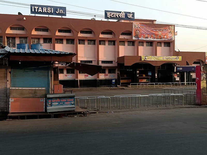 File:Itarsi junction.jpg