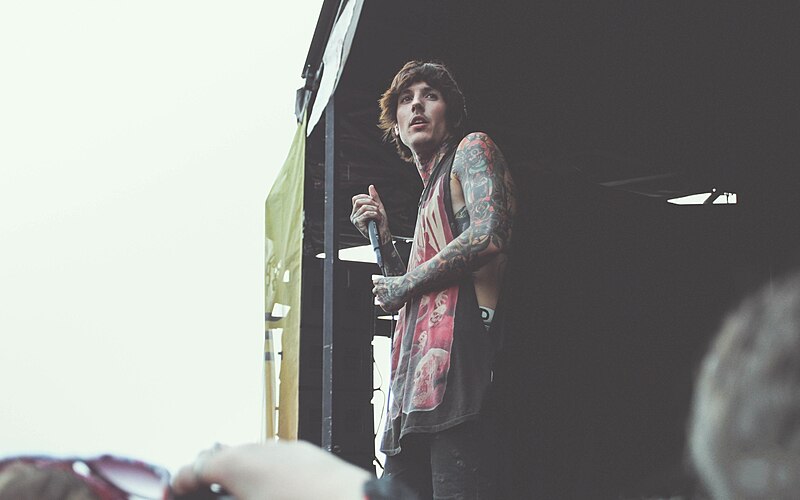 File:OliverSykes2012.jpg