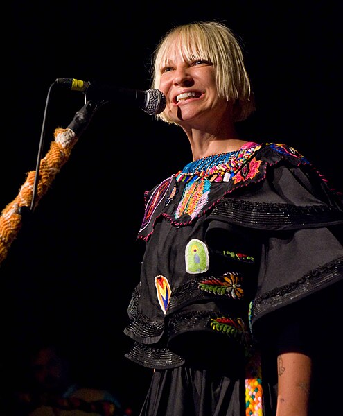 File:Sia at Seattle.jpg