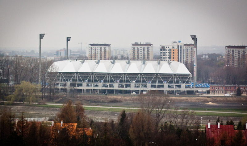 Файл:Stadion Stali Rzeszów.jpg