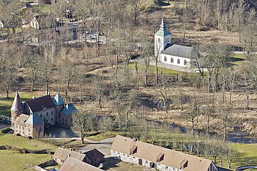 Вид замка с высоты птичьего полёта