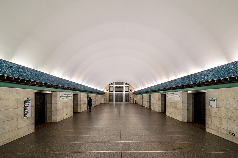 File:Metro SPB Line3 Vasileostrovskaya.jpg