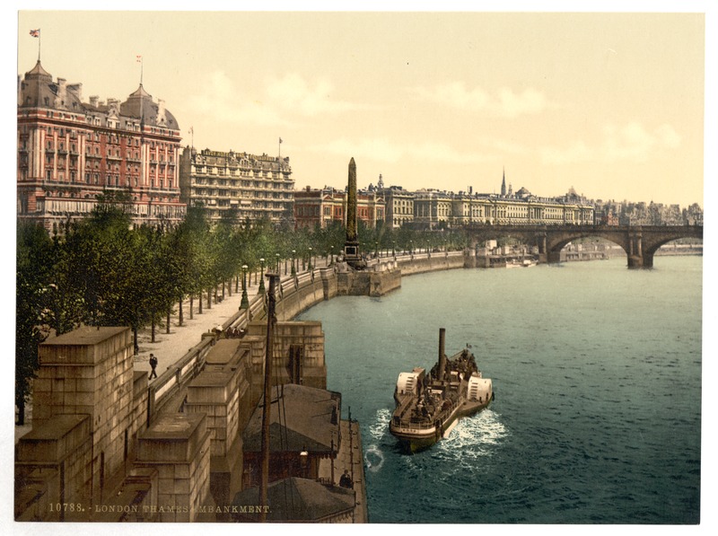 File:Thames embankment, London, England-LCCN2002696941.tif