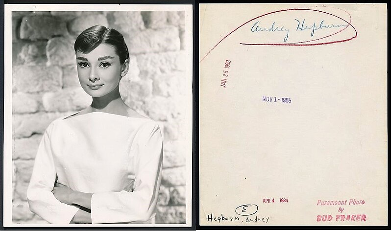 Archivo:Audrey Hepburn 1956.jpg